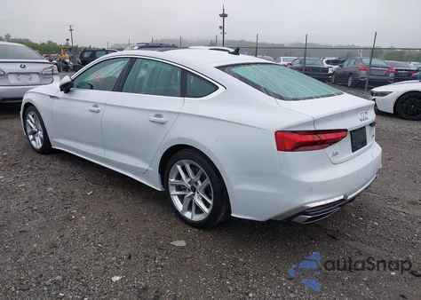 2023 Audi A5 Sportback Premium Plus 45 Tfsi S Line Quattro S Tronic z USA, uszkodzony, nr VIN WAUFACF59PA042874